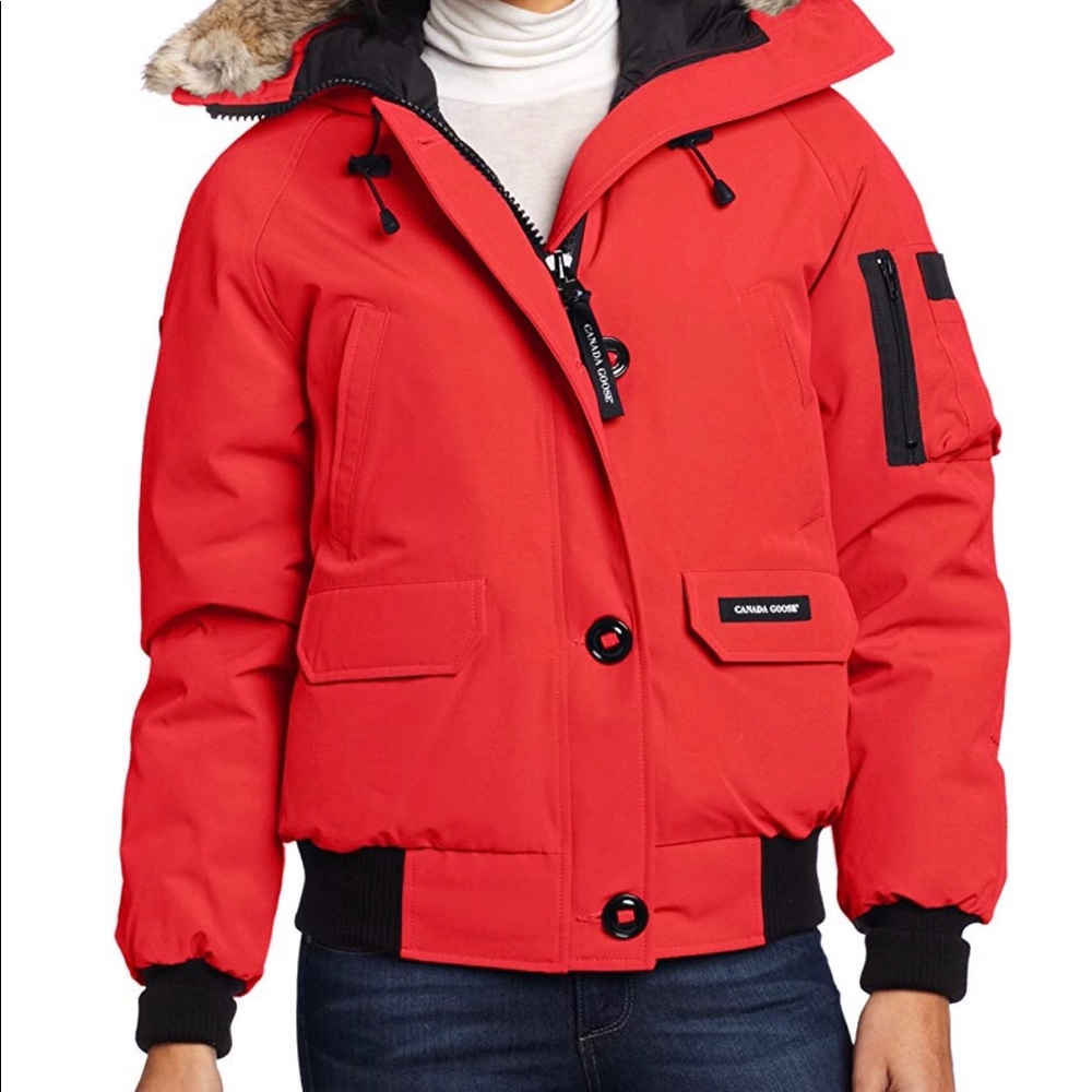 Gently used women’s medium Canada Goose jacket